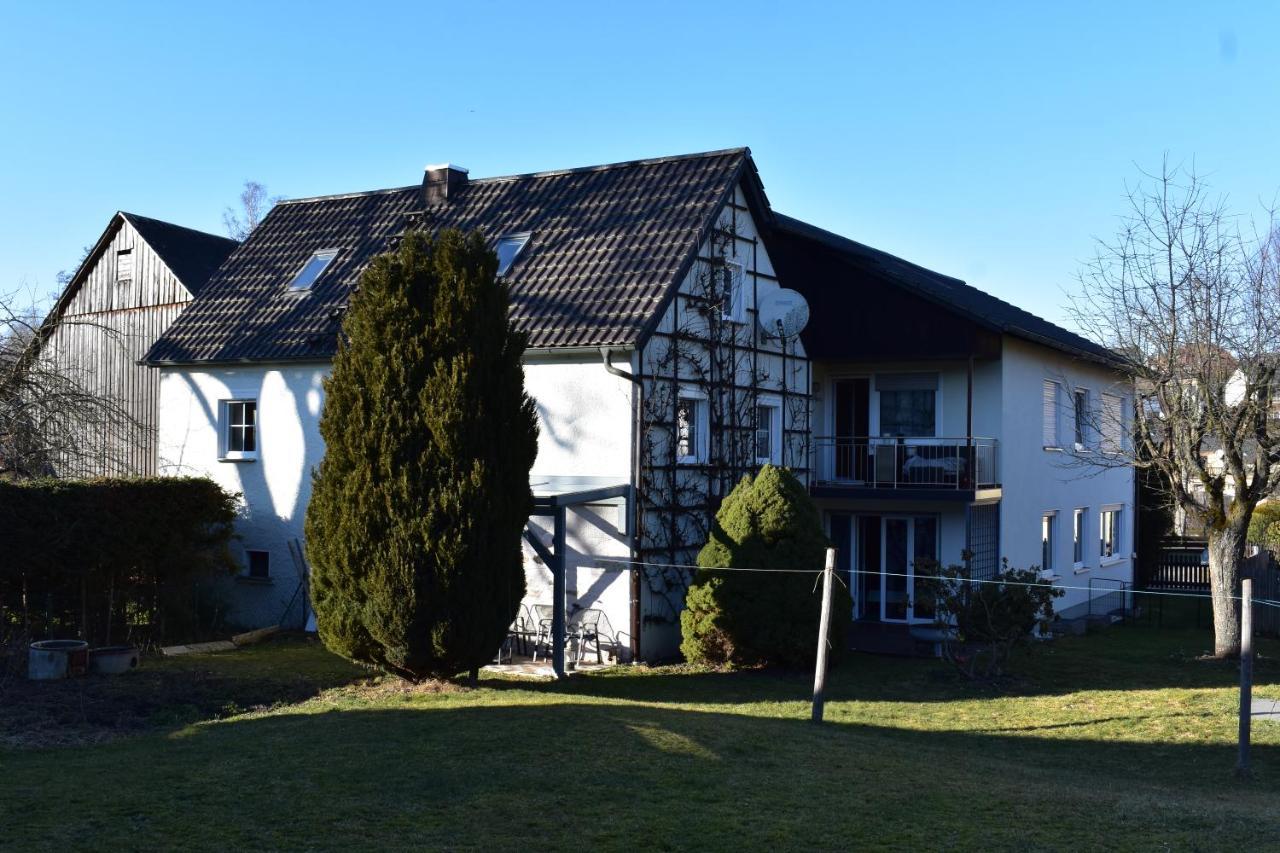 Zimmer Baerbel Forbau Luaran gambar
